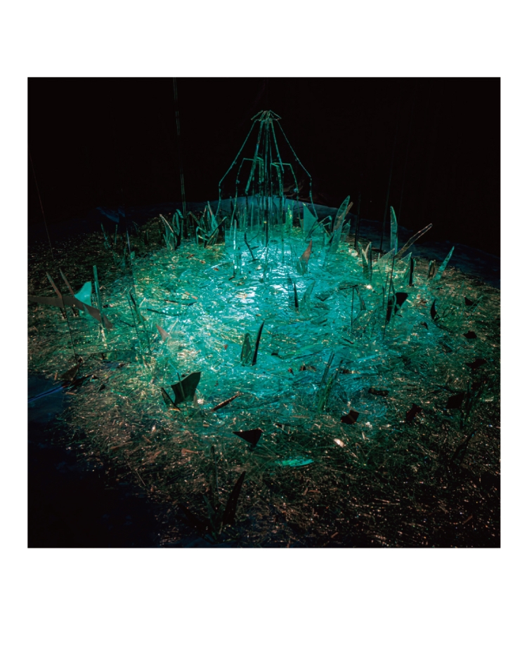 荒木珠奈展「Adrift」