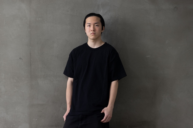 髙田万里