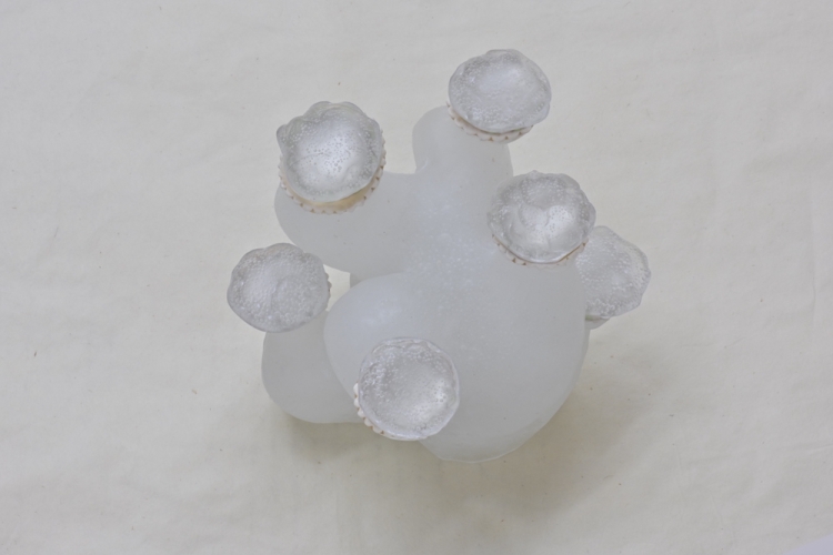 glass, gesso, oil, platinum @Mika Kato