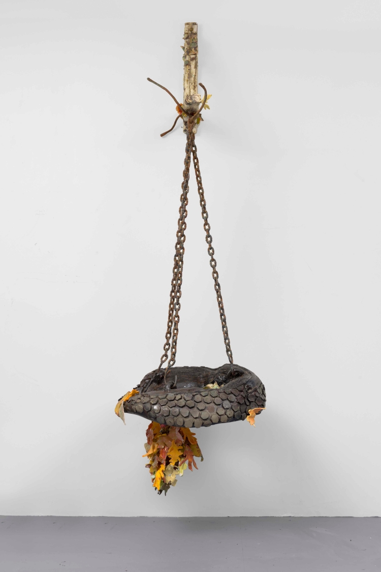 Rebecca Manson《Tireswing》 2023