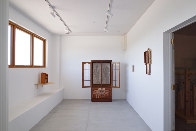 城蛍 個展「食卓にて孕む」