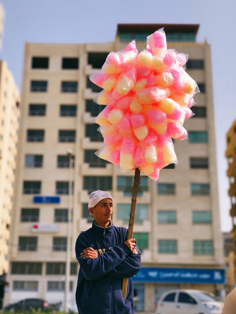 アメル・ナーセル『 GAZA.SIGNAL OF LIFE』『パレスチナ刺繍帯プロジェクト』展